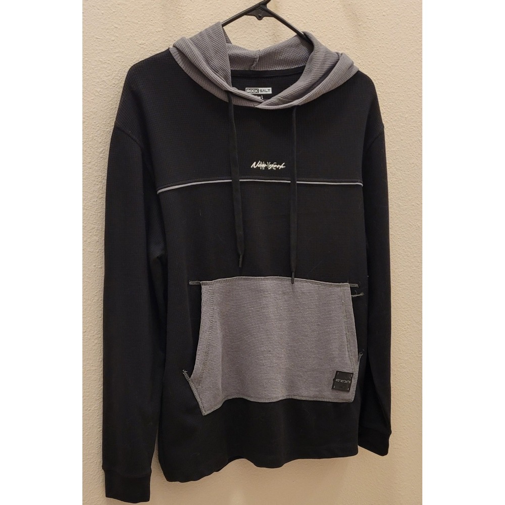 Rock salt man's black Pullover hoodie large. 2 Handed Gray Pocket Gray Hood. WOW